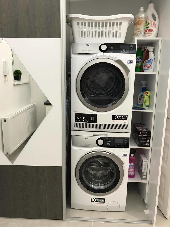 Manyi Apartman Debrecen Eksteriør bilde